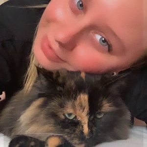 Meet your Posher, Callie